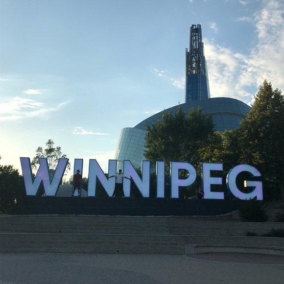 Meet your Posher, Barb - Picture 2 of 3